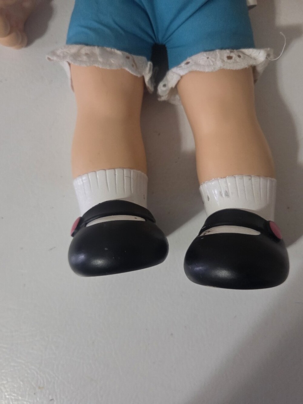 Vintage Big Comfy Couch Molly Doll 1996 Vinyl Head Arms Legs - Picture 5 of 9